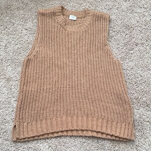 Abercrombie & Fitch Tan Crew Neck Sweater